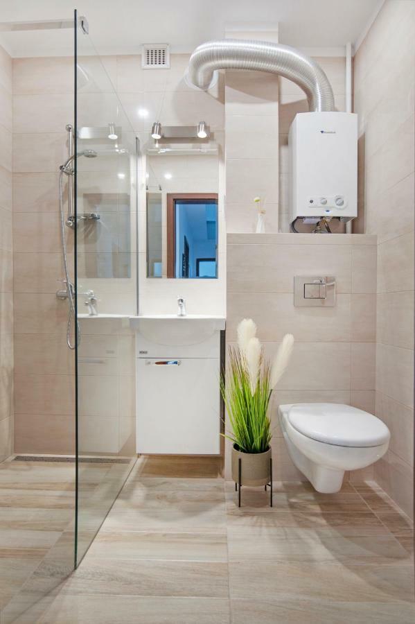 Apartament Sowa Apartment Czestochowa Bagian luar foto