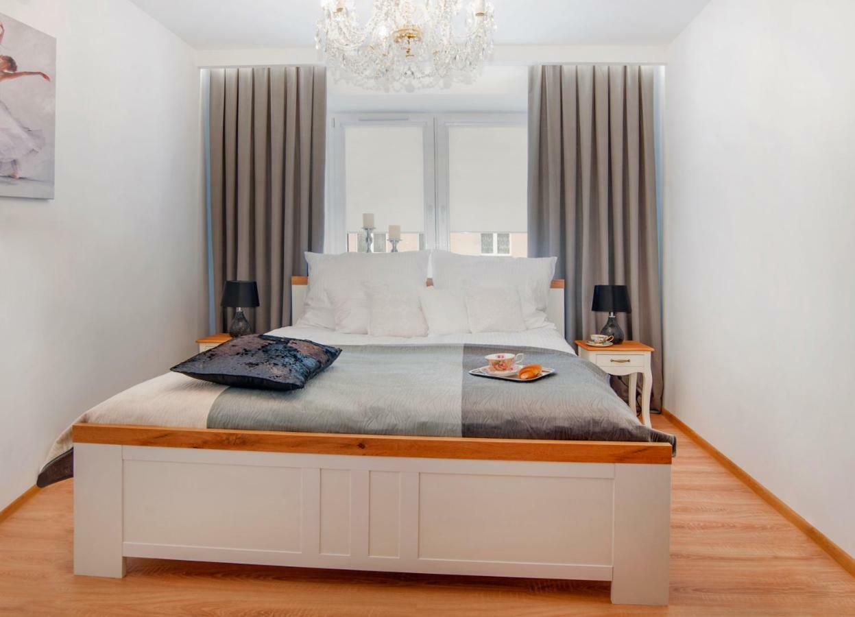 Apartament Sowa Apartment Czestochowa Bagian luar foto